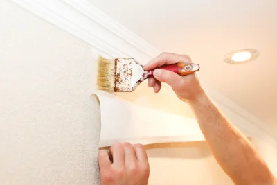 Pose de papier peint à Kruth — revêtements muraux et toiles de verre